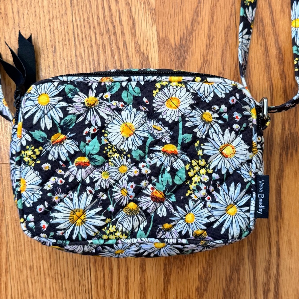 Vera Bradley Daisies White Bundle - Picture 4 of 7